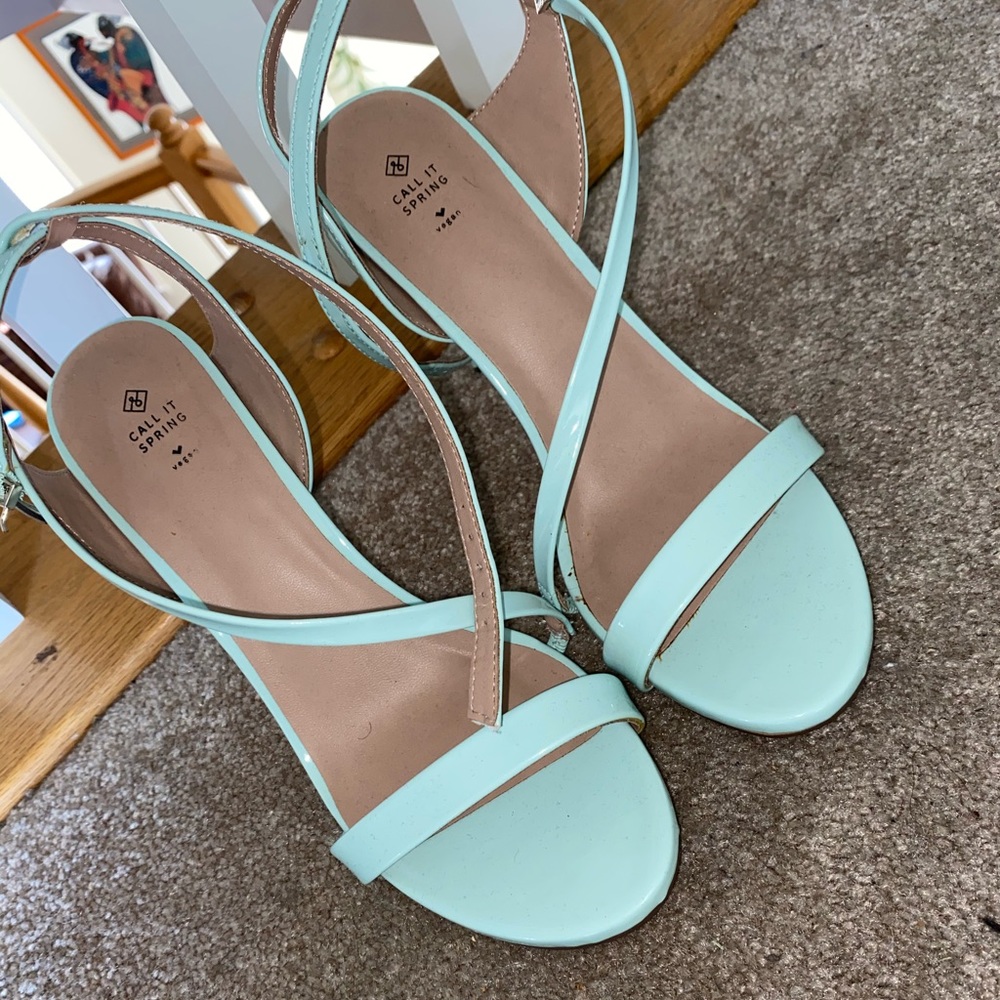 Sandal heels